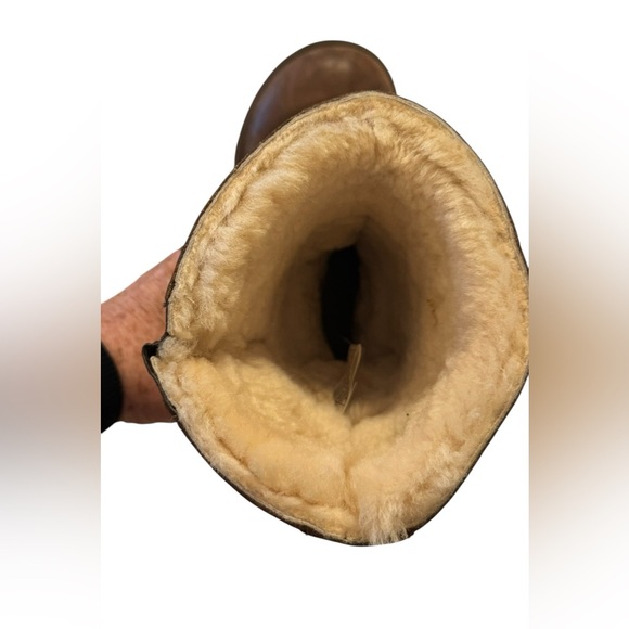 UGG Australia Leather Shearling Buckle Boots – Women’s Size 7 - Picture 5 of 6